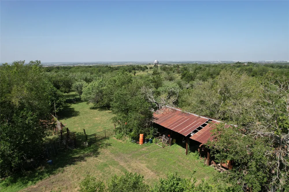 14650 Graef Road Creedmoor, TX 78610
