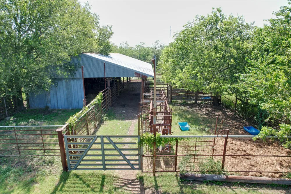14650 Graef Road Creedmoor, TX 78610