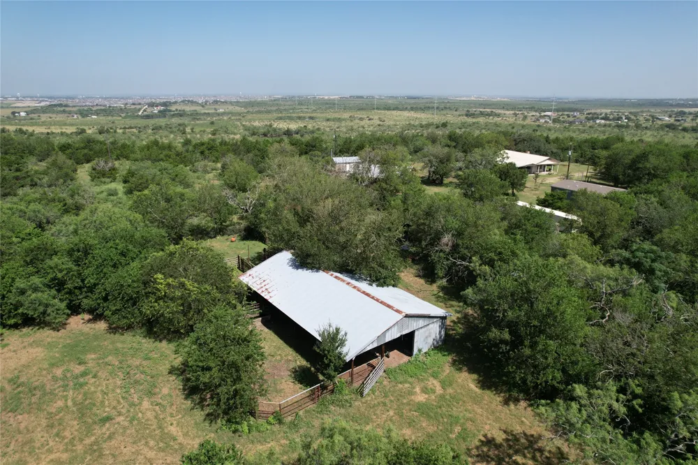 14650 Graef Road Creedmoor, TX 78610