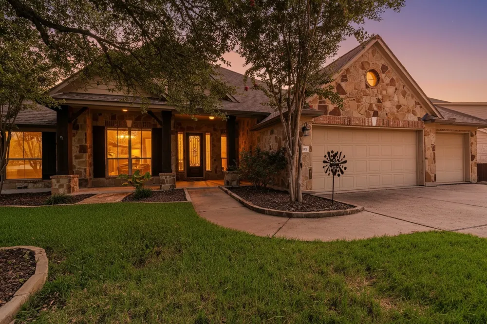 113 Courtland Circle Austin, TX 78737