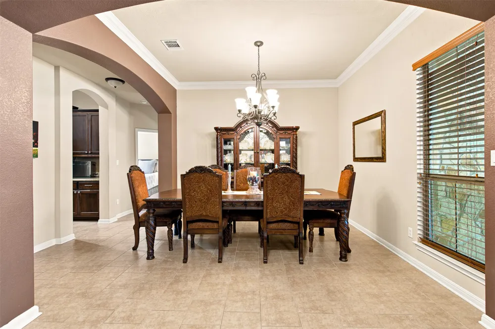 113 Courtland Circle Austin, TX 78737