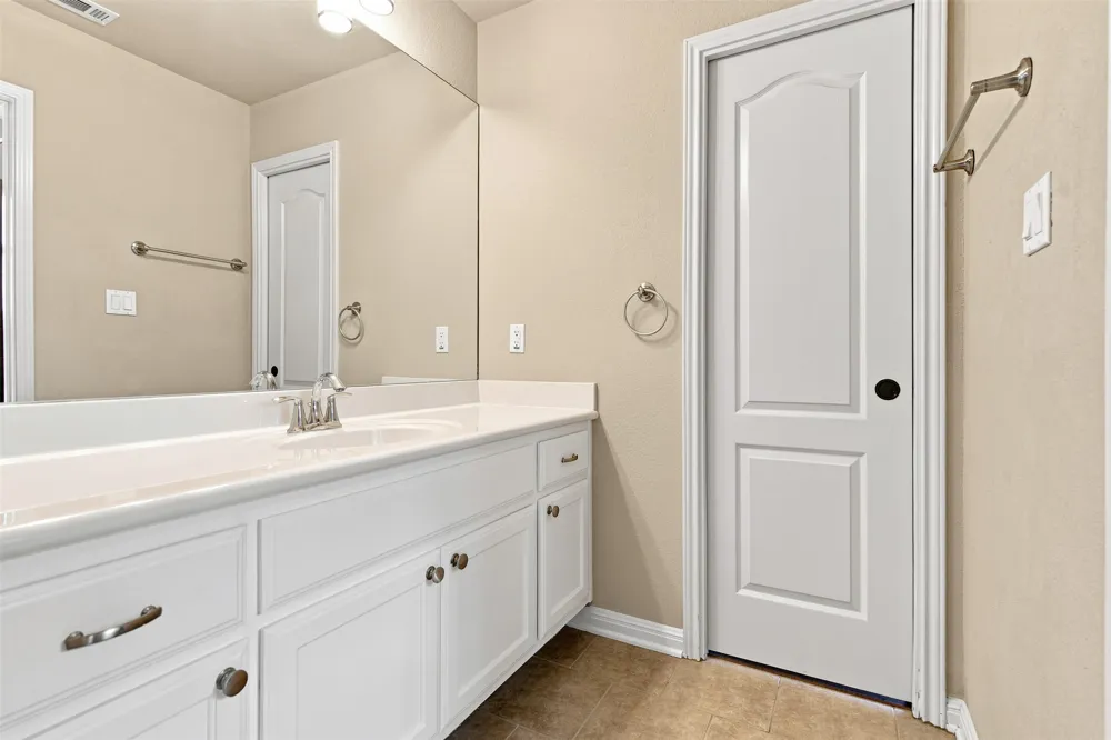 113 Courtland Circle Austin, TX 78737