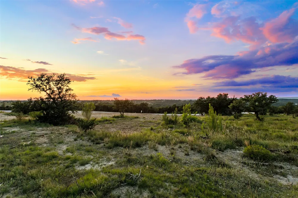 6 Sunset View Court Johnson City, TX 78636