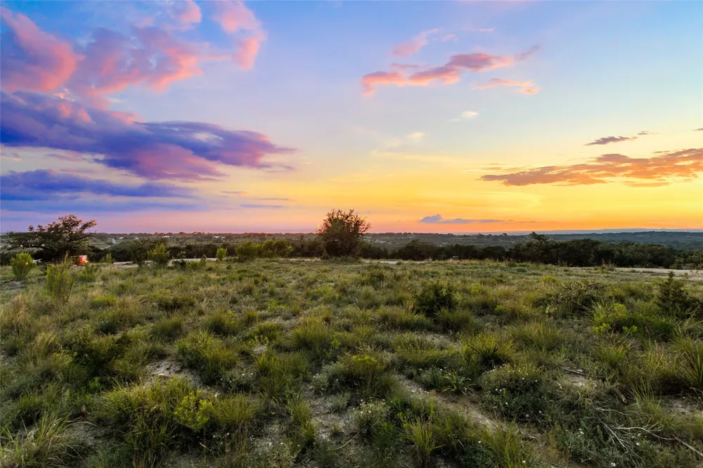 6 Sunset View Court Johnson City, TX 78636
