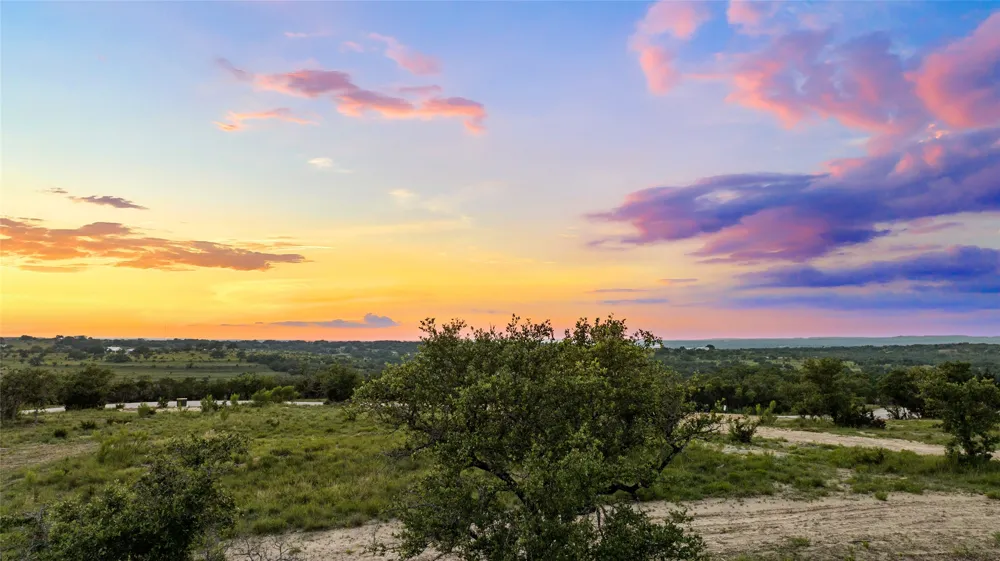 6 Sunset View Court Johnson City, TX 78636