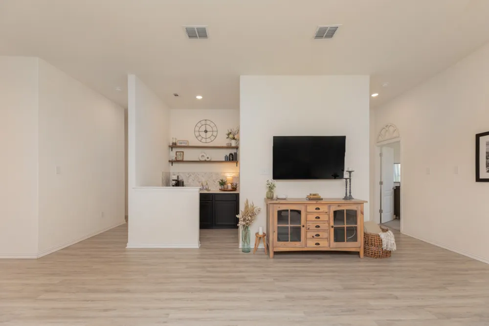 360 Jefferson Drive Kyle, TX 78640