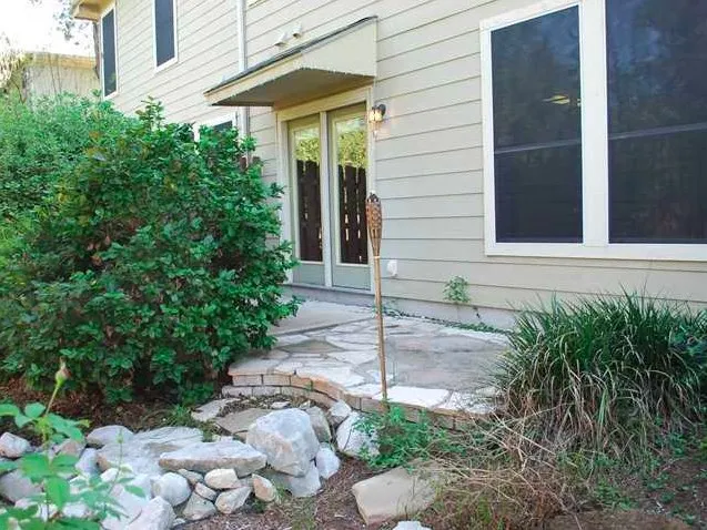 4620 W William Cannon Drive #19 Austin, TX 78749