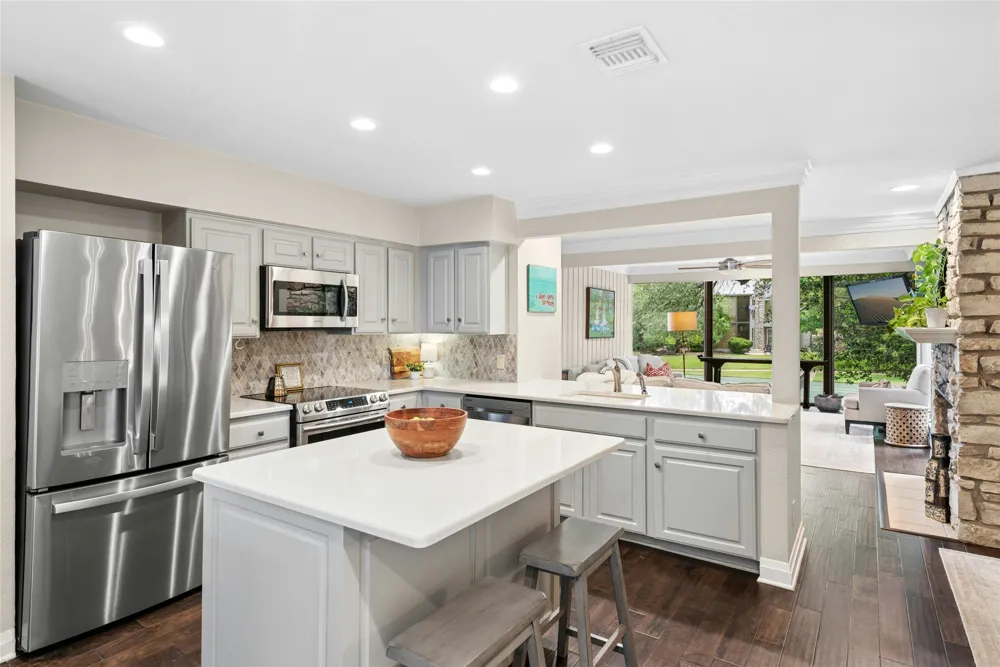 122 World Of Tennis Square Lakeway, TX 78738