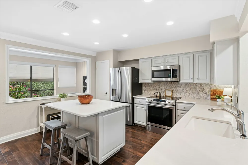 122 World Of Tennis Square Lakeway, TX 78738