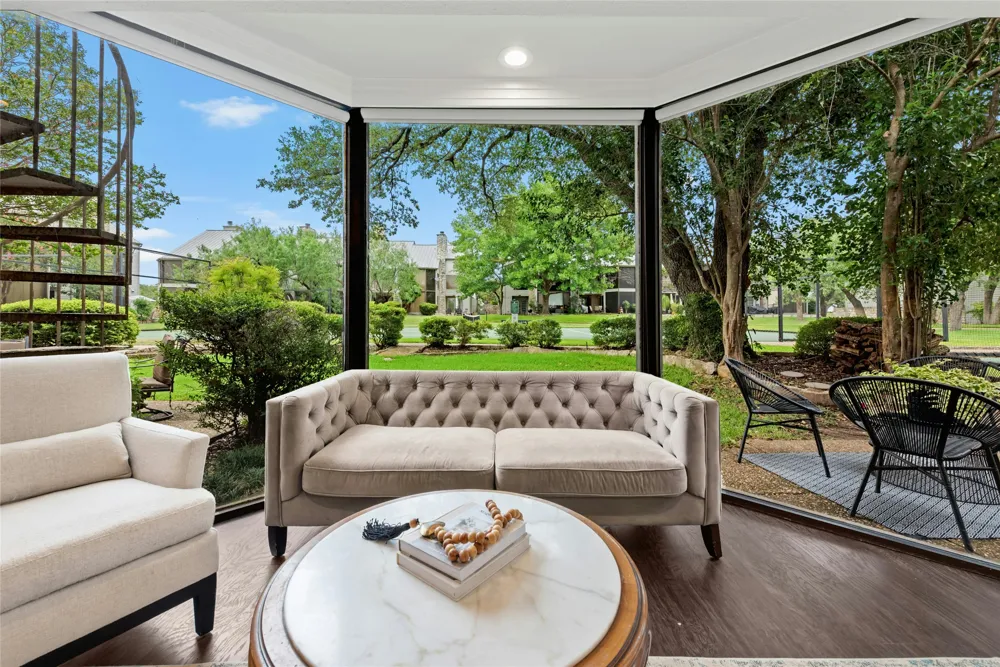 122 World Of Tennis Square Lakeway, TX 78738