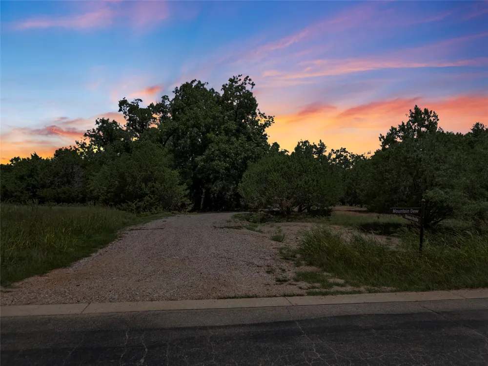 10215 Bowie Knife Horseshoe Bay, TX 78657