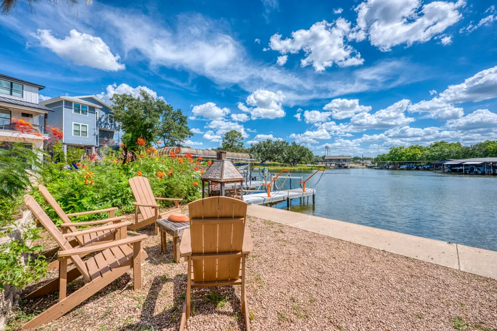 1605 Glencove Drive Kingsland, TX 78639