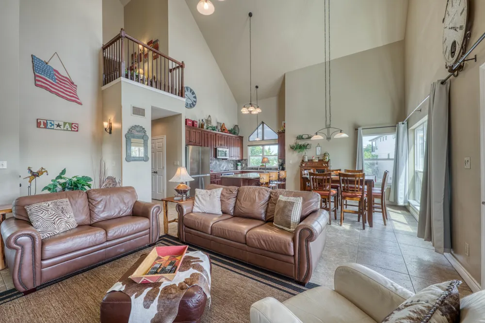 1605 Glencove Drive Kingsland, TX 78639