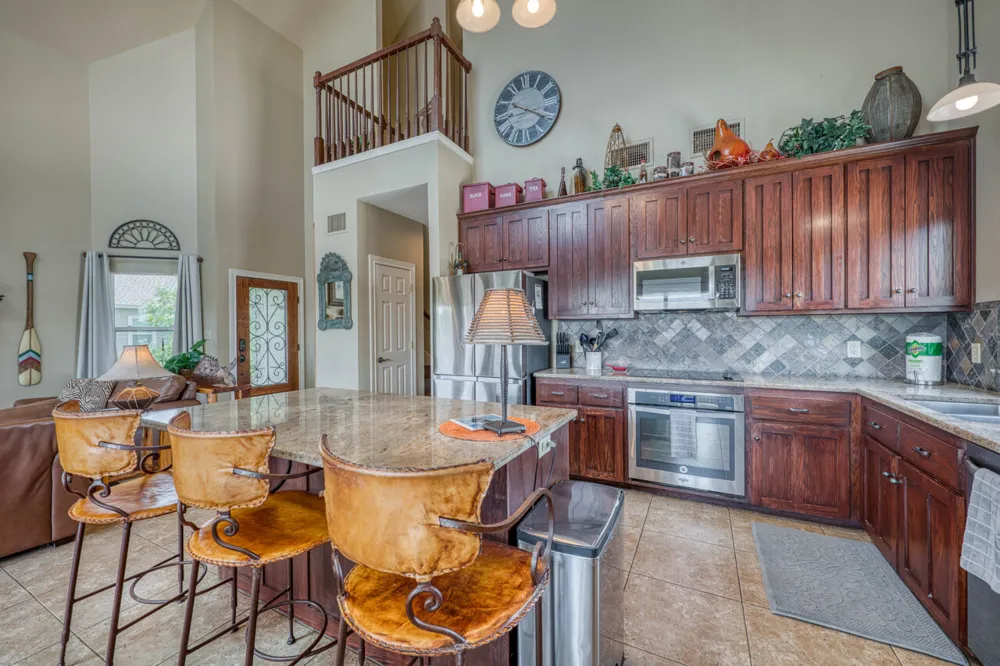 1605 Glencove Drive Kingsland, TX 78639