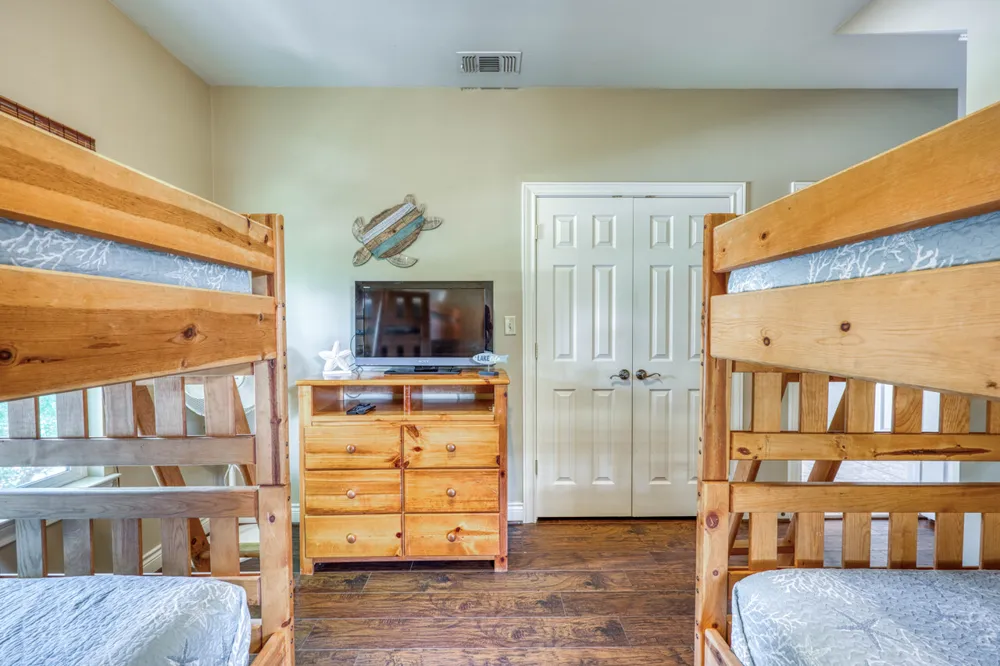 1605 Glencove Drive Kingsland, TX 78639