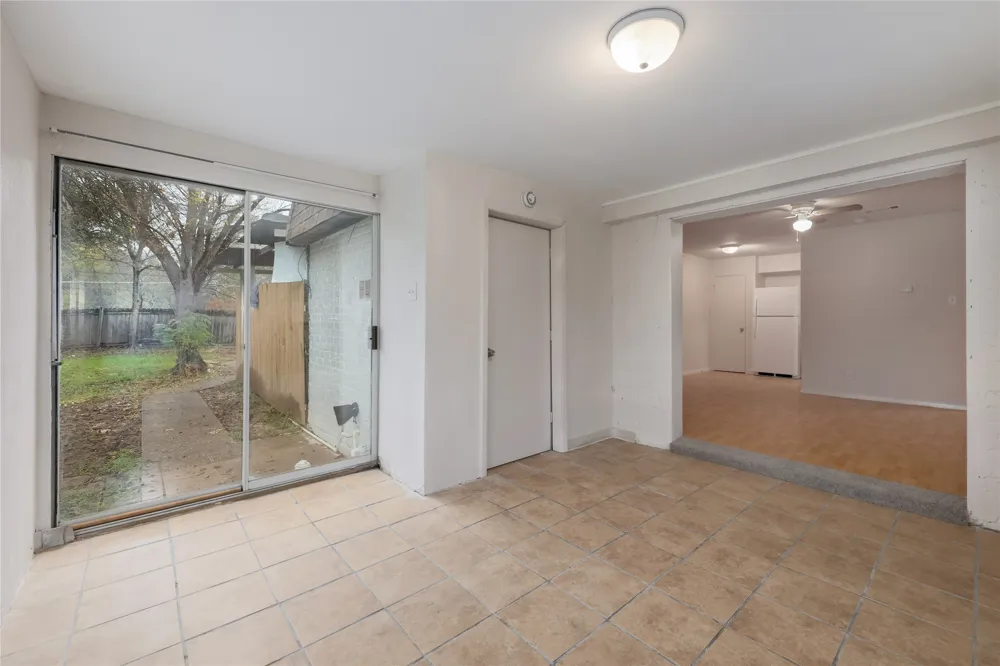 2201 Mission Hill Circle #4 Austin, TX 78741