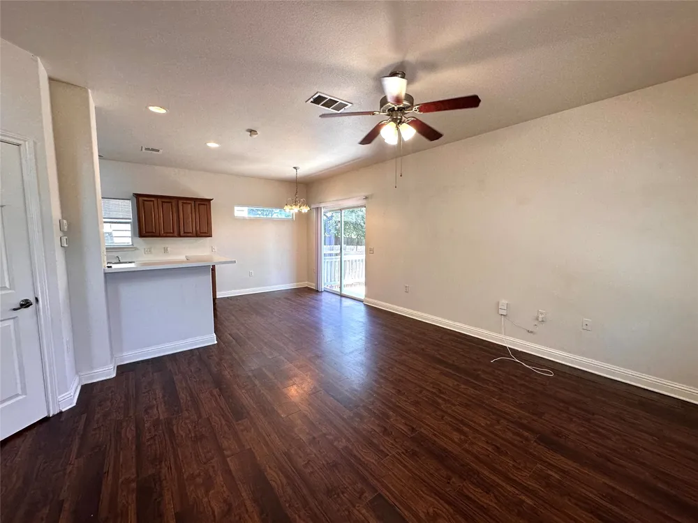 506 Delmar Avenue #B Austin, TX 78752
