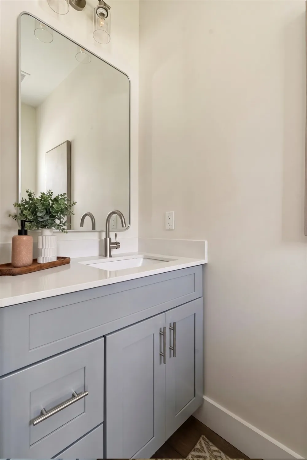 303 Hackberry Lane Austin, TX 78753