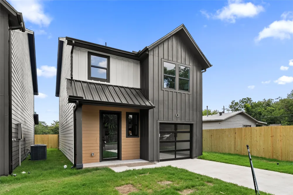 303 Hackberry Lane Austin, TX 78753