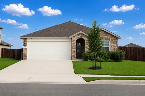 905 Rolling River Cove