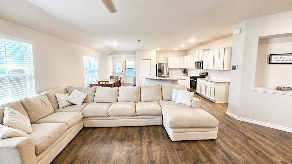 905 Rolling River Cove Cibolo, TX 78108