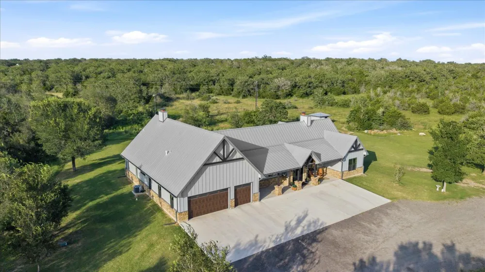 175 Wilson Road Elgin, TX 78621