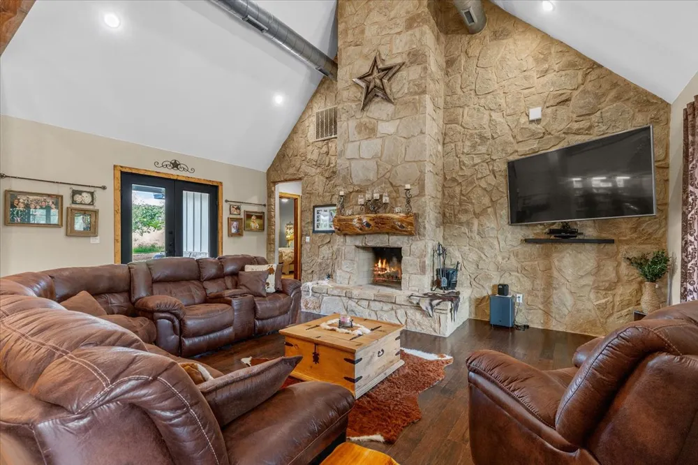 175 Wilson Road Elgin, TX 78621