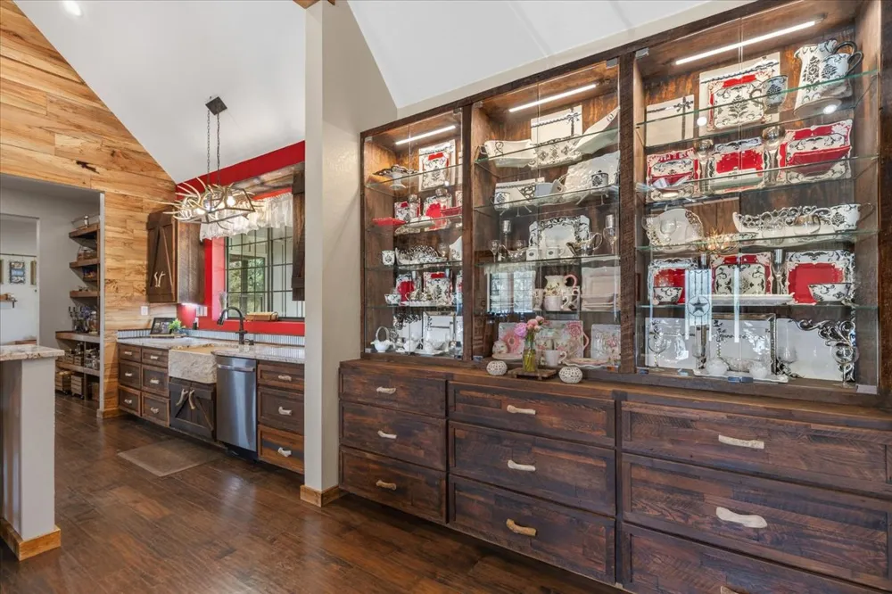 175 Wilson Road Elgin, TX 78621