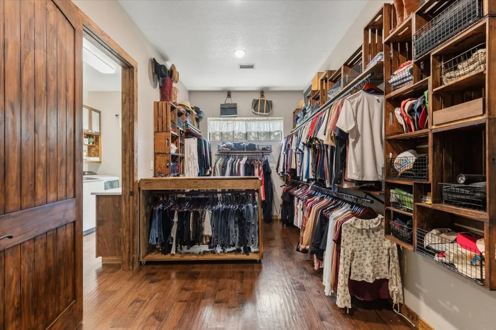 175 Wilson Road Elgin, TX 78621