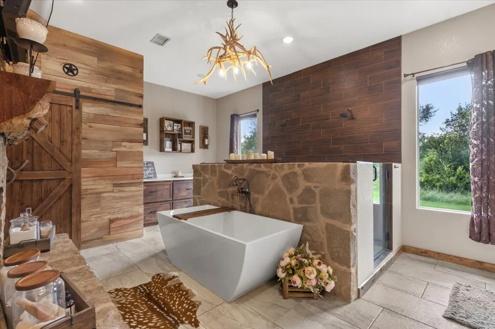 175 Wilson Road Elgin, TX 78621