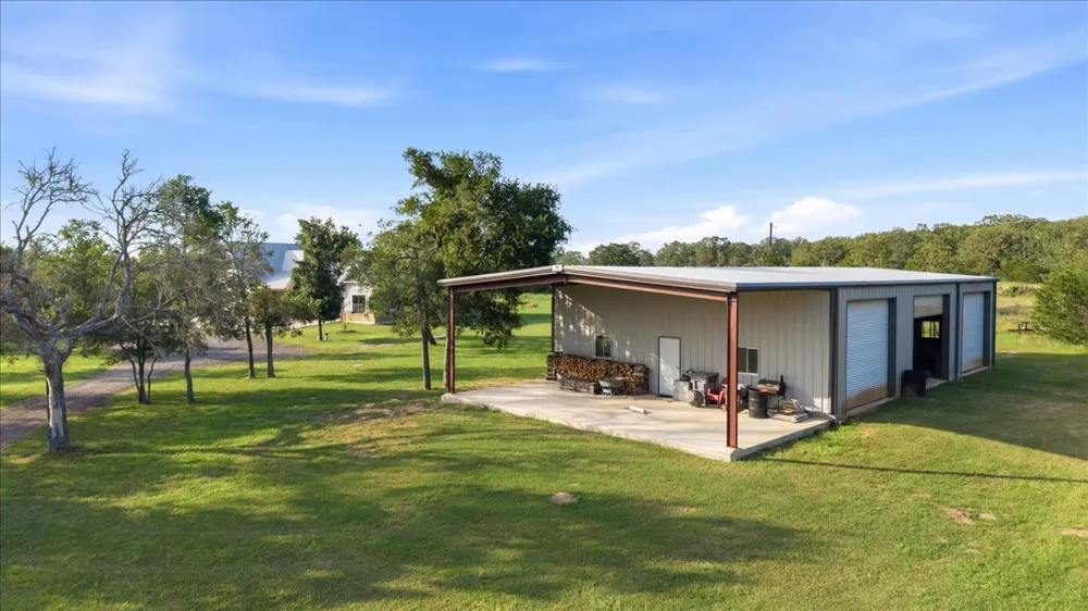 175 Wilson Road Elgin, TX 78621
