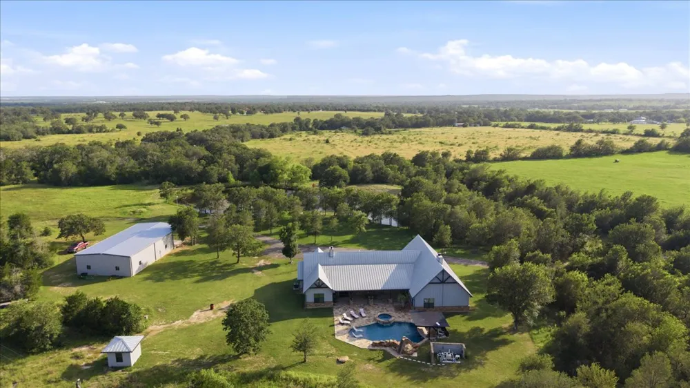 175 Wilson Road Elgin, TX 78621