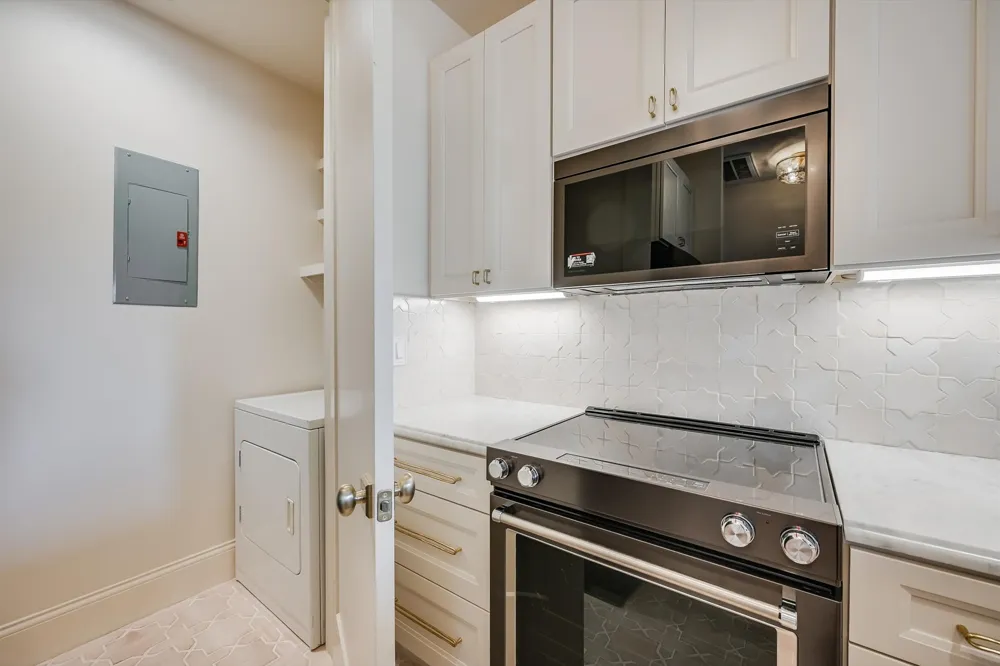 802 S 1st Street S #207 Austin, TX 78704
