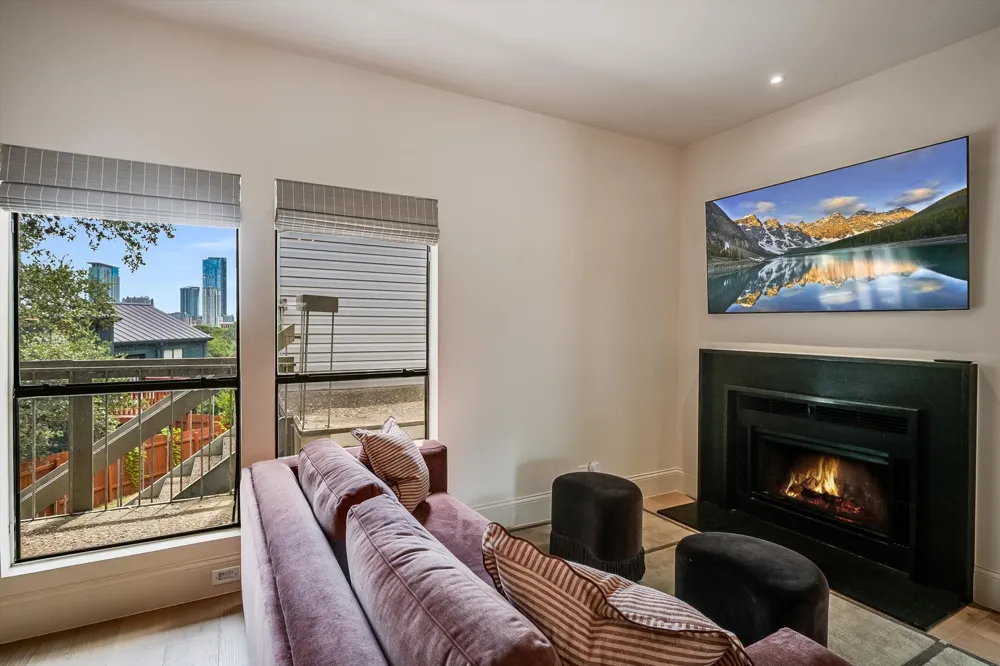 802 S 1st Street S #207 Austin, TX 78704