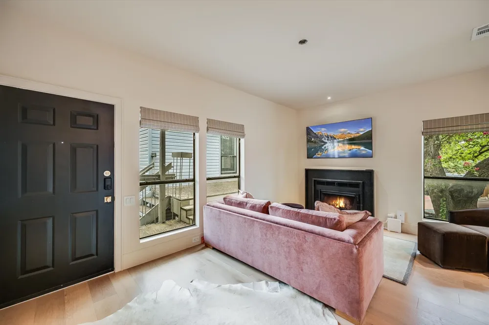 802 S 1st Street S #207 Austin, TX 78704