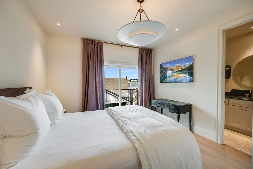 802 S 1st Street S #207 Austin, TX 78704