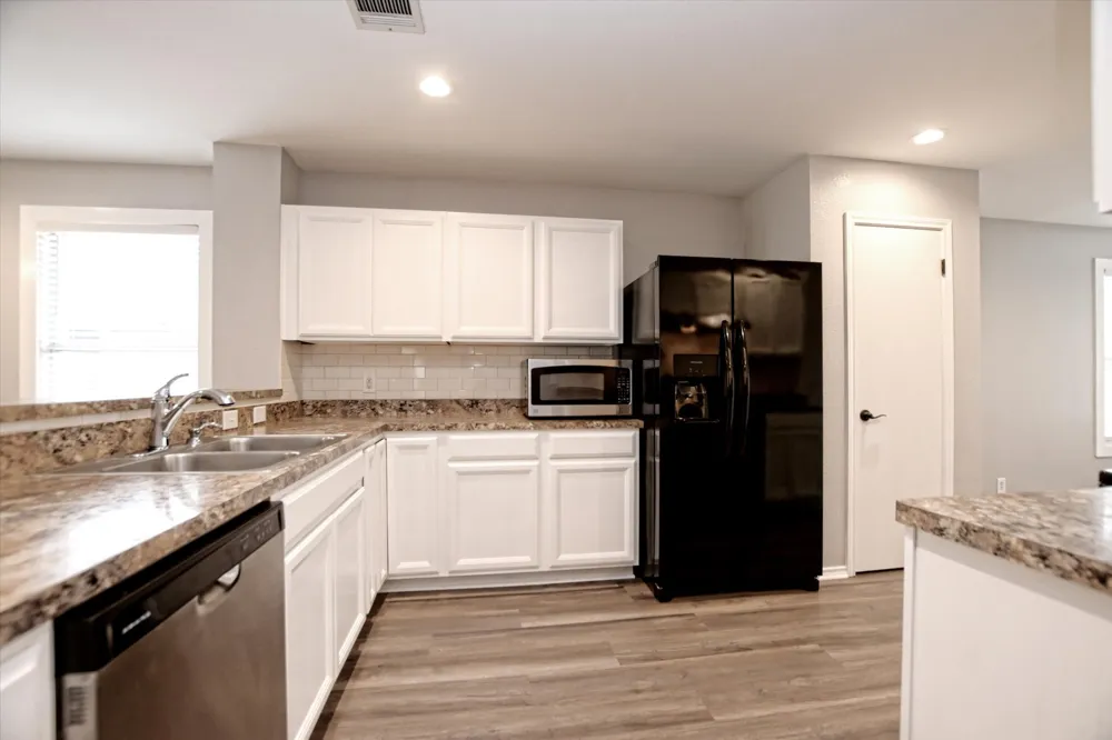 400 Ashbury Drive Leander, TX 78641