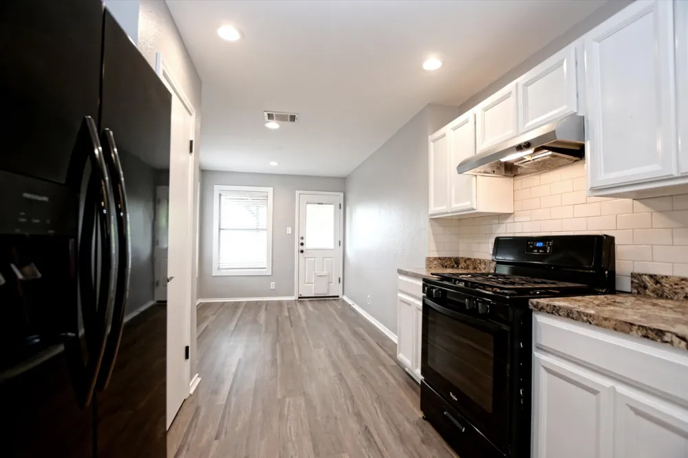 400 Ashbury Drive Leander, TX 78641