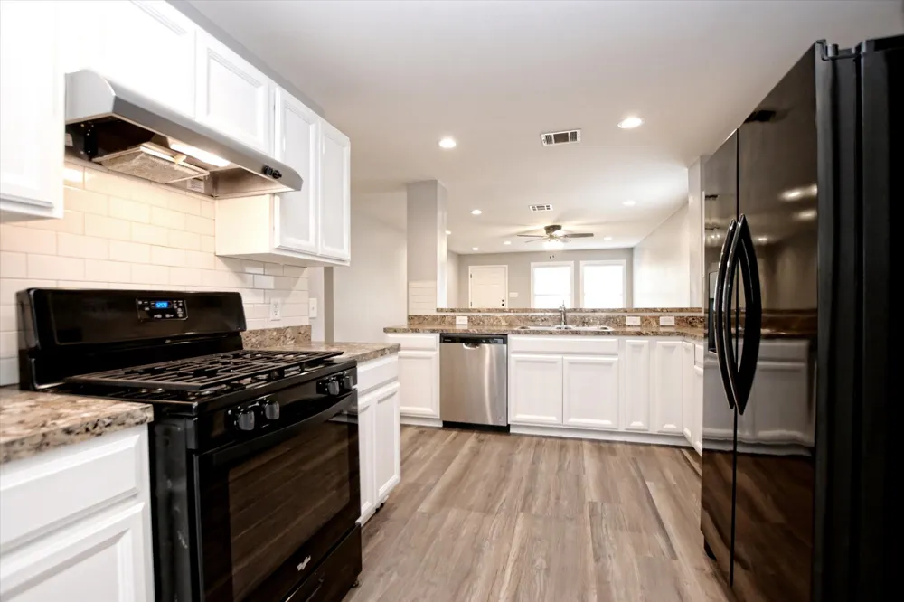 400 Ashbury Drive Leander, TX 78641