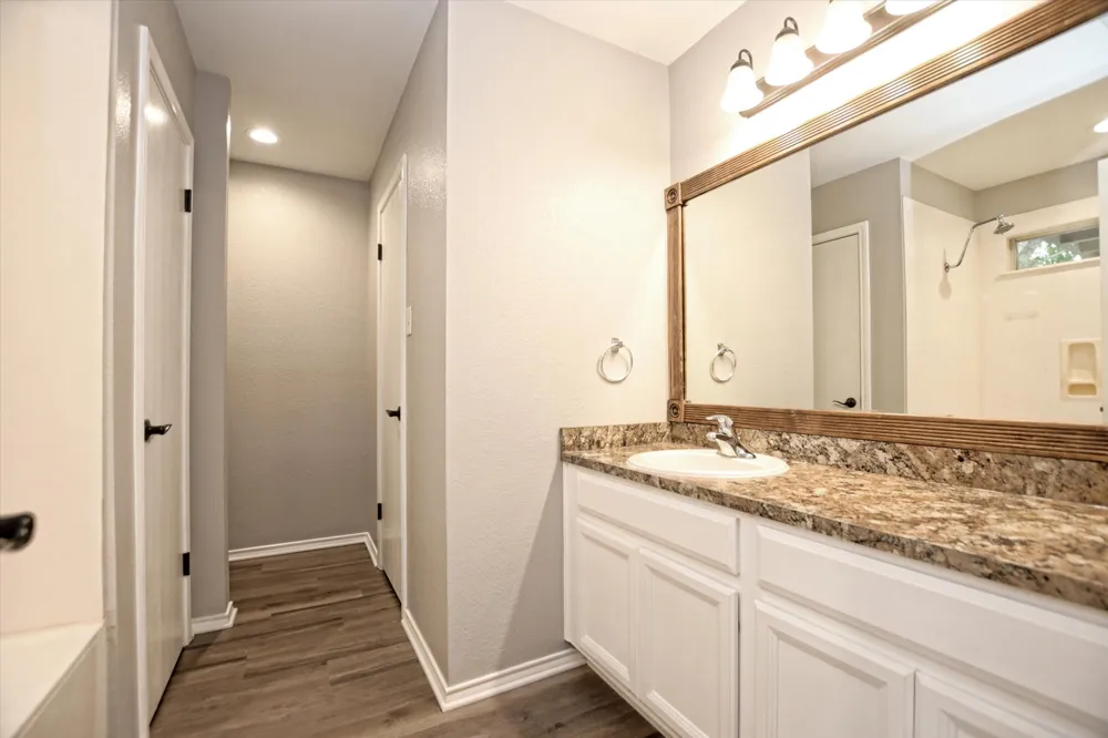 400 Ashbury Drive Leander, TX 78641