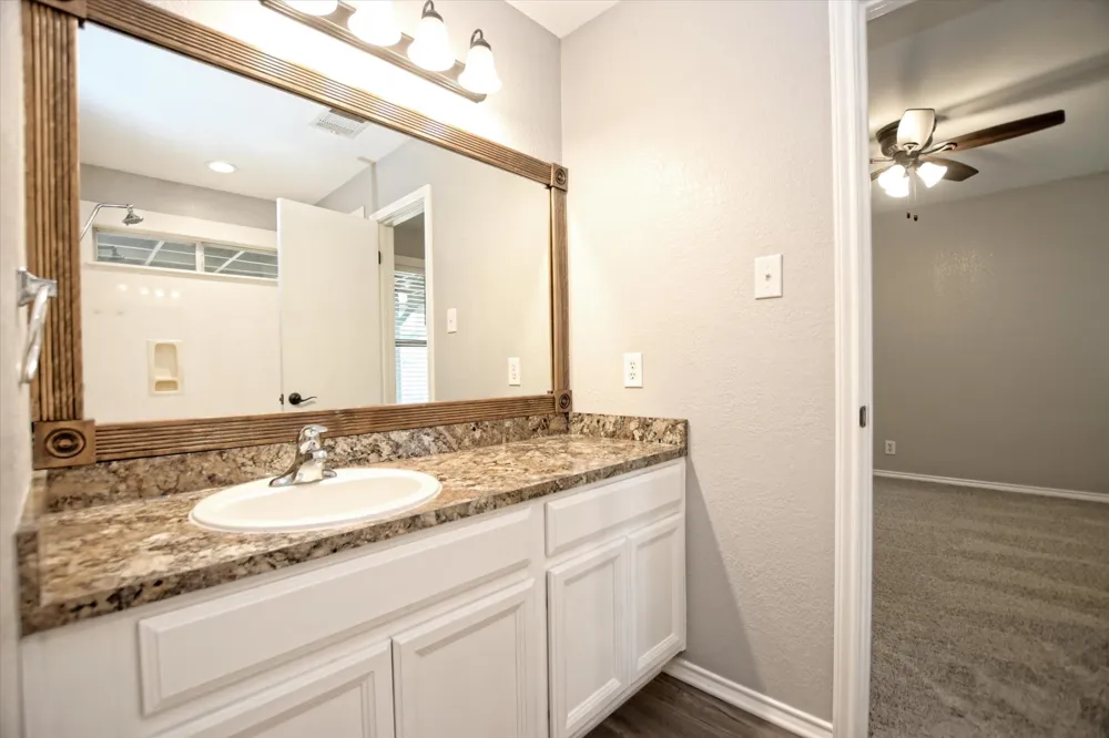 400 Ashbury Drive Leander, TX 78641