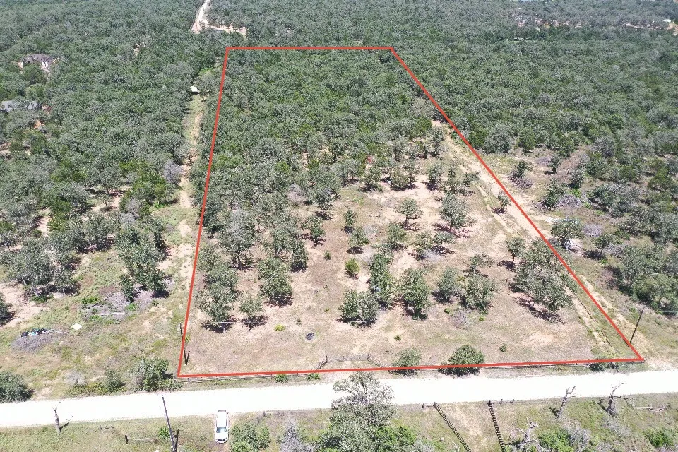 Edgewood Trail Paige, TX 78659