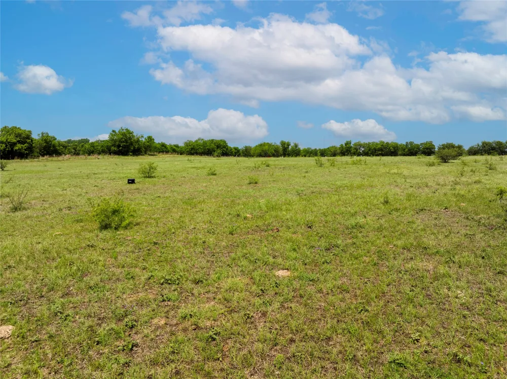 2901 S Main Street Taylor, TX 76574