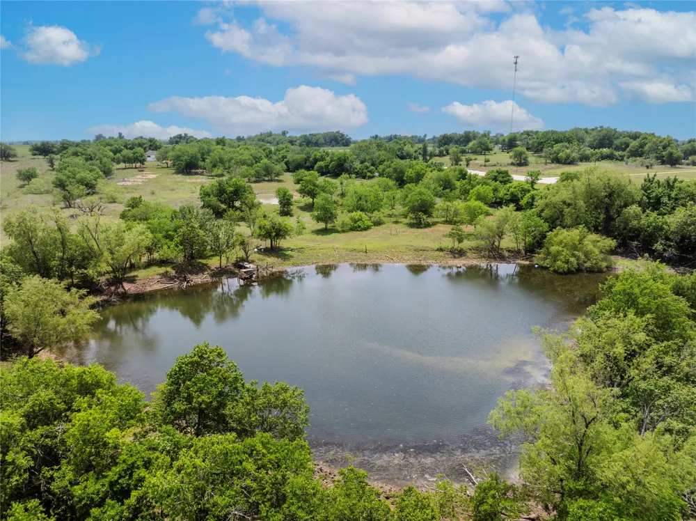 2901 S Main Street Taylor, TX 76574