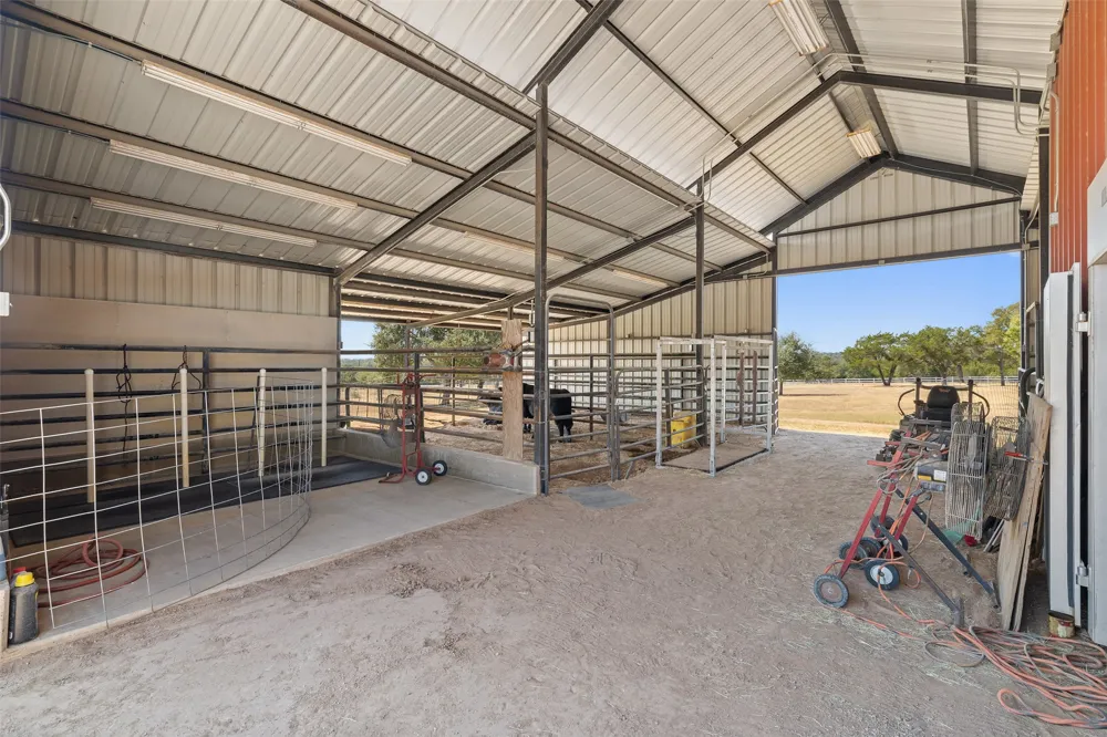 1120 Canyon View Road Dripping Springs, TX 78620