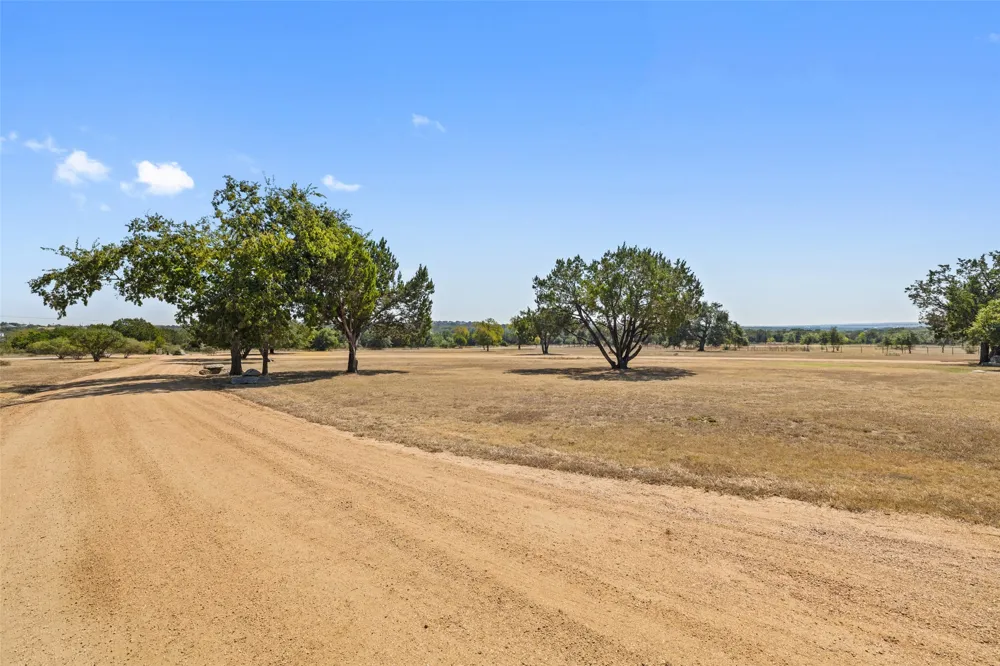 1120 Canyon View Road Dripping Springs, TX 78620