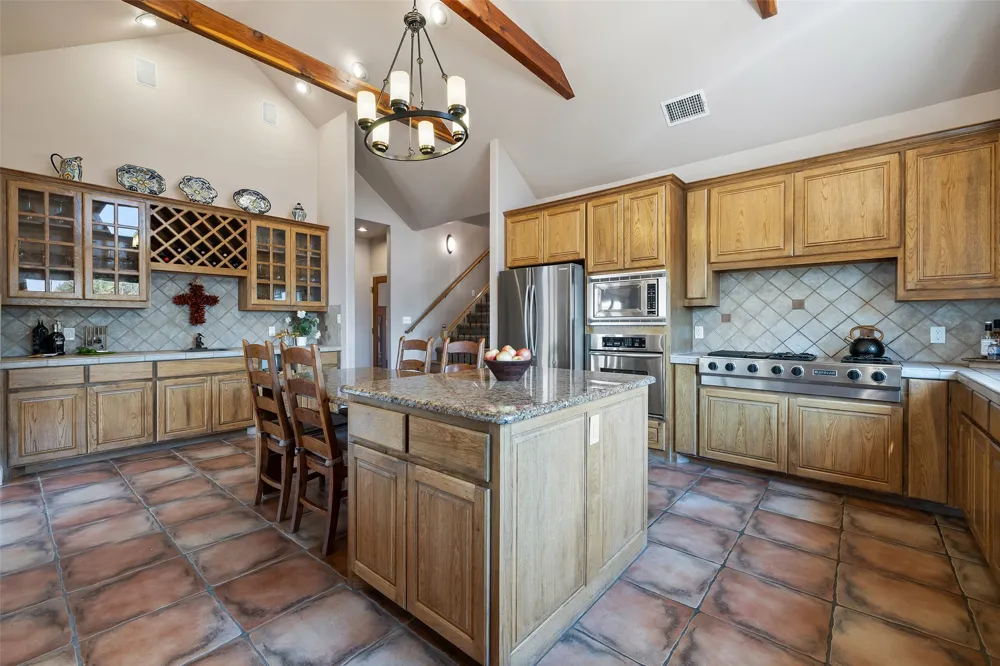 1120 Canyon View Road Dripping Springs, TX 78620