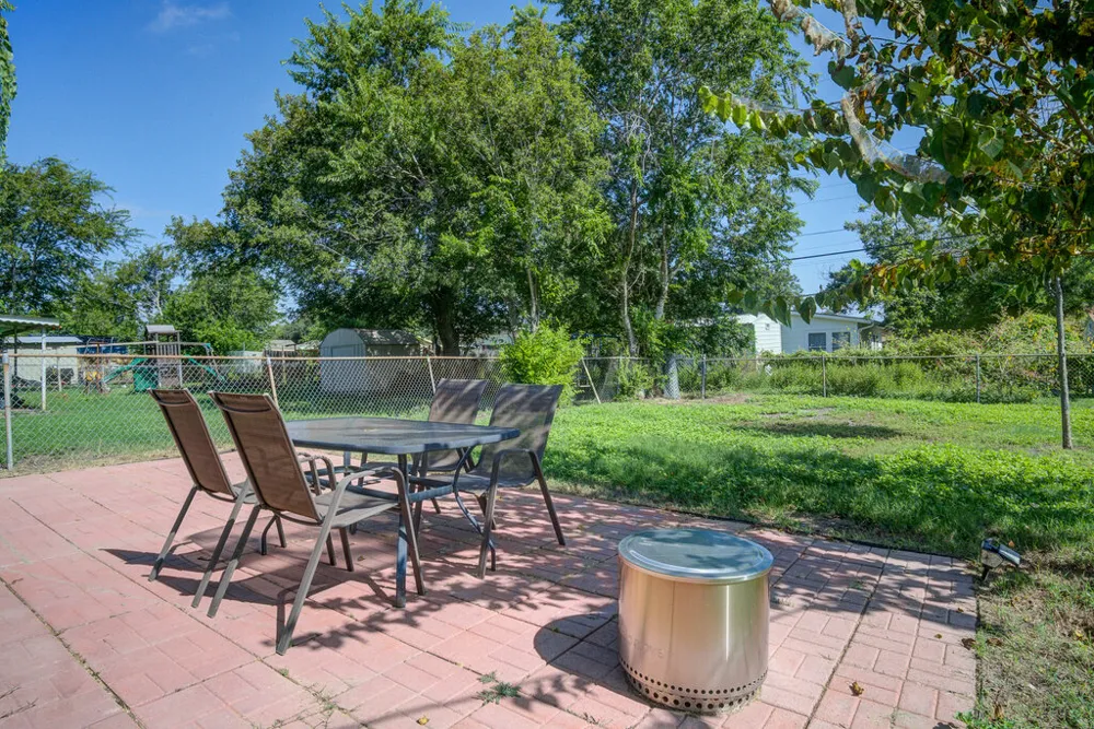 167 Hatcher Avenue San Antonio, TX 78223