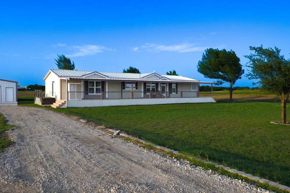 401 County Road 330 Granger, TX 76530