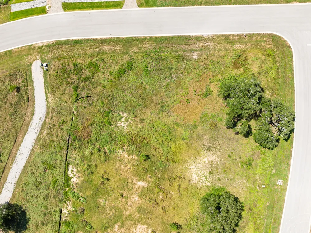 5813 Twin Peaks Trace Austin, TX 78738